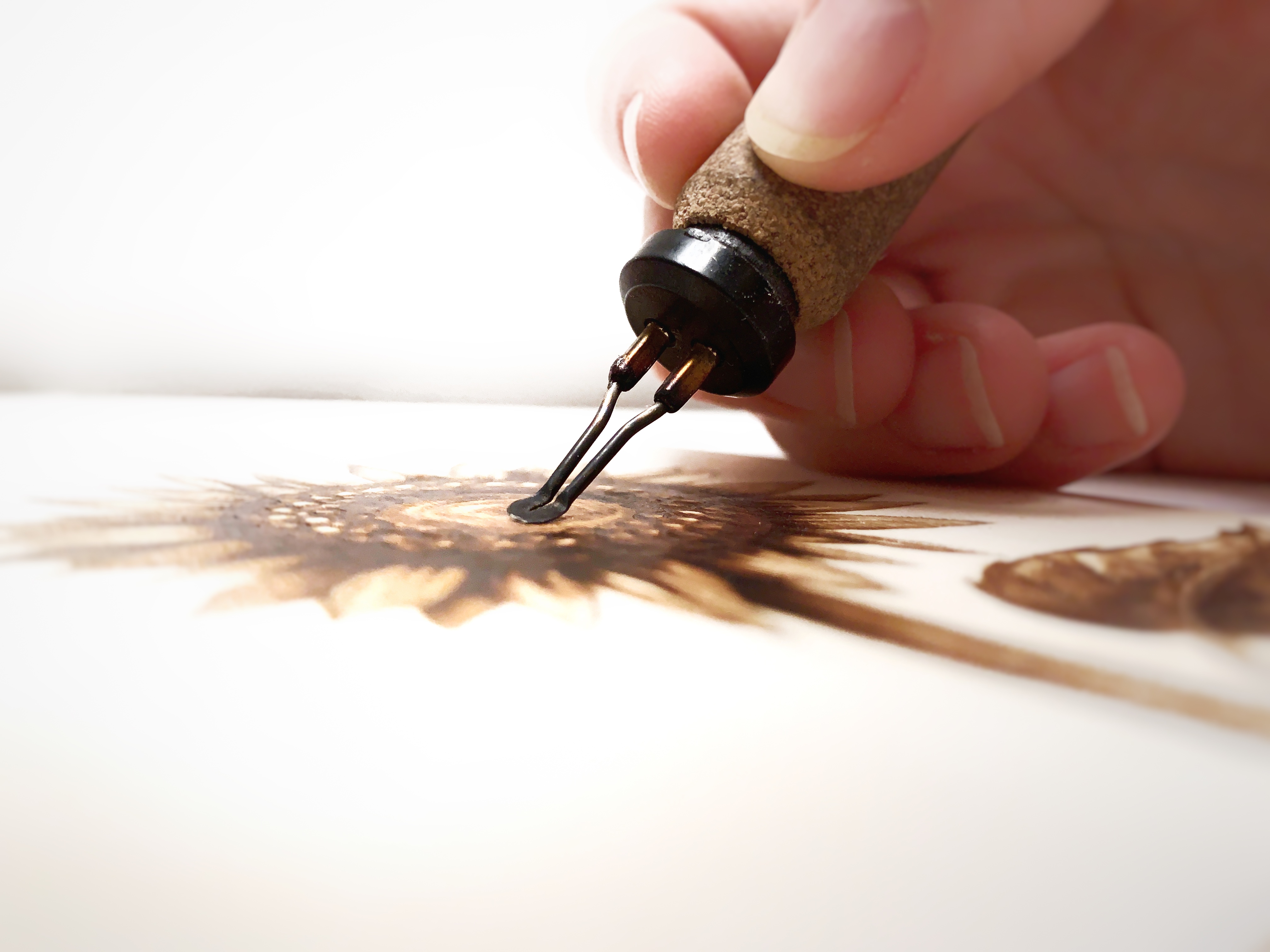 Savvy Pyrography Shading hero image with nib